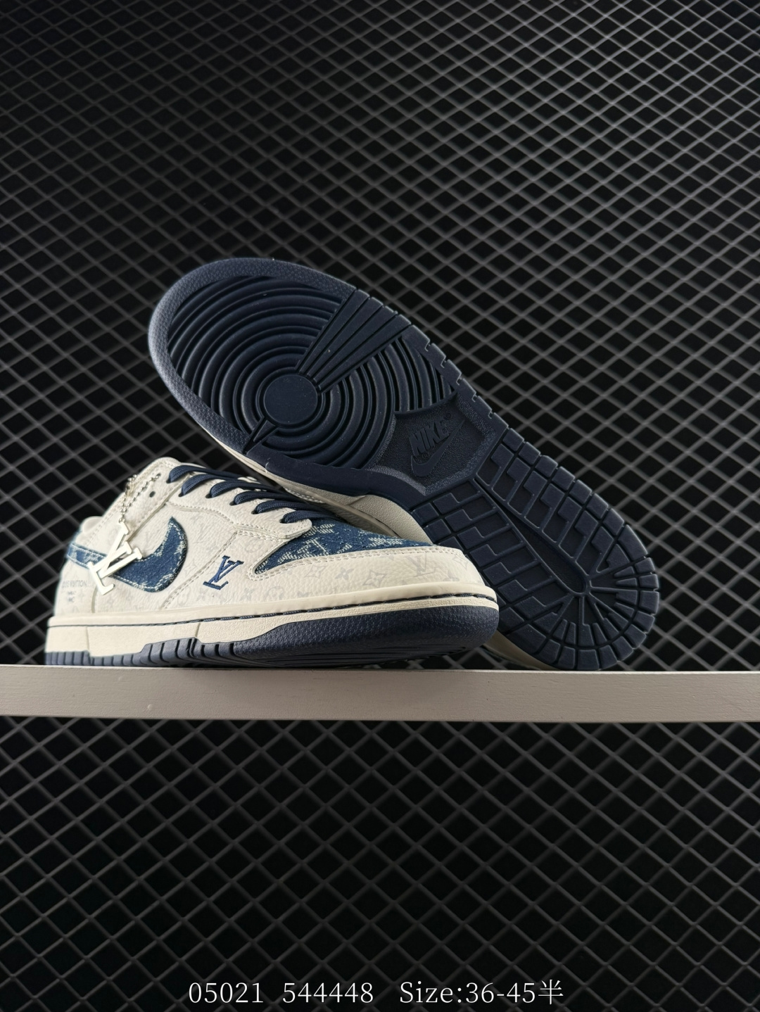 Travis Scott x Air Jordan 1 ” Reverse Mocha “